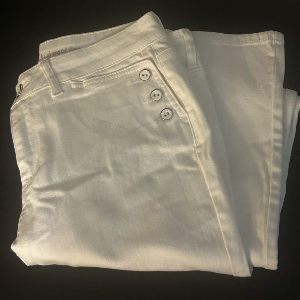 NWT New York & Company Soho High Waist Flare White Jeans Great for Taller Fit